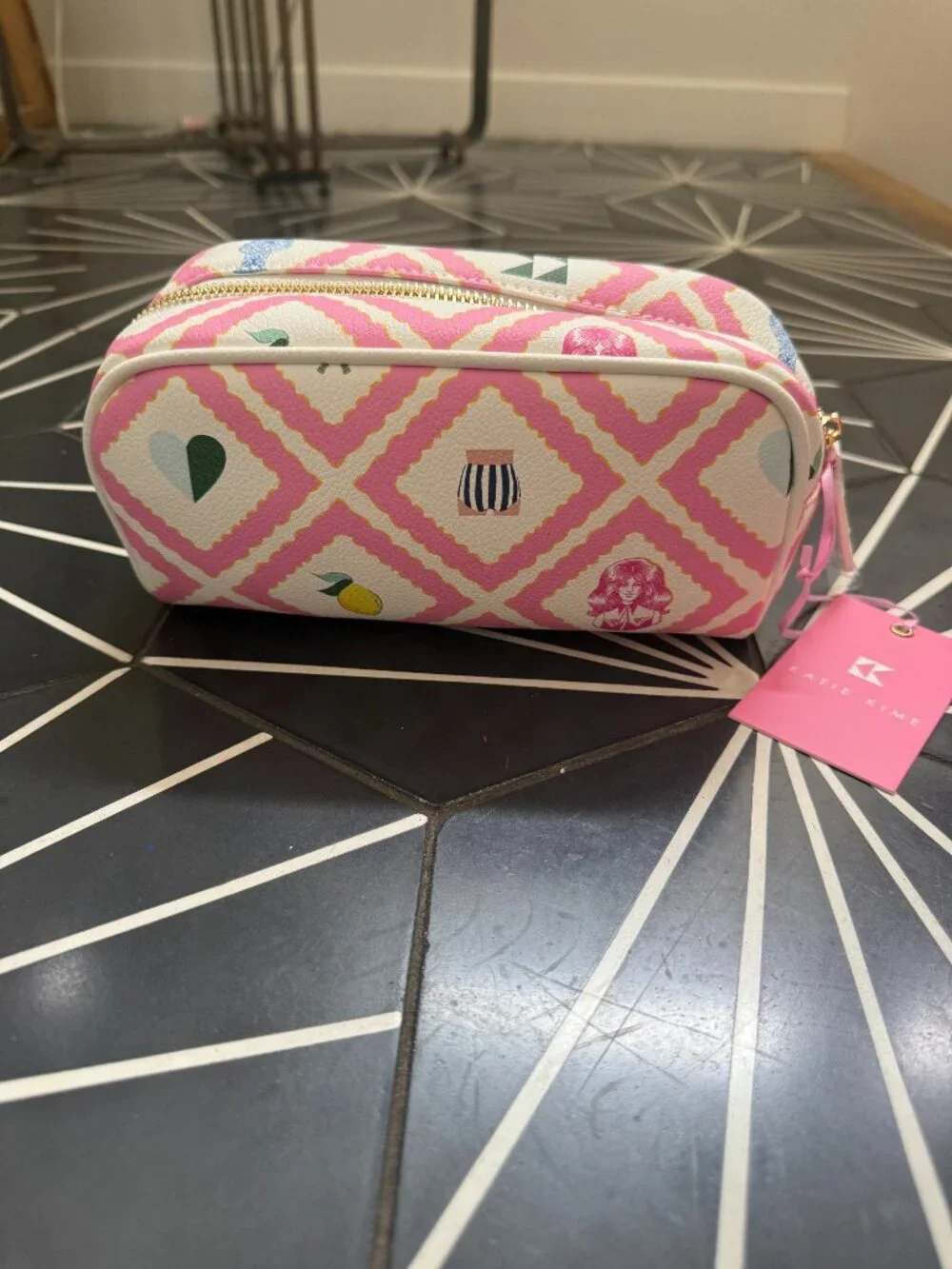 NWT Katie Kime Petite Accessory Zip Bag in Story Pattern